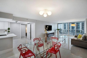 Calypso - Gorgeous Miami Renovated Spacious Condo!